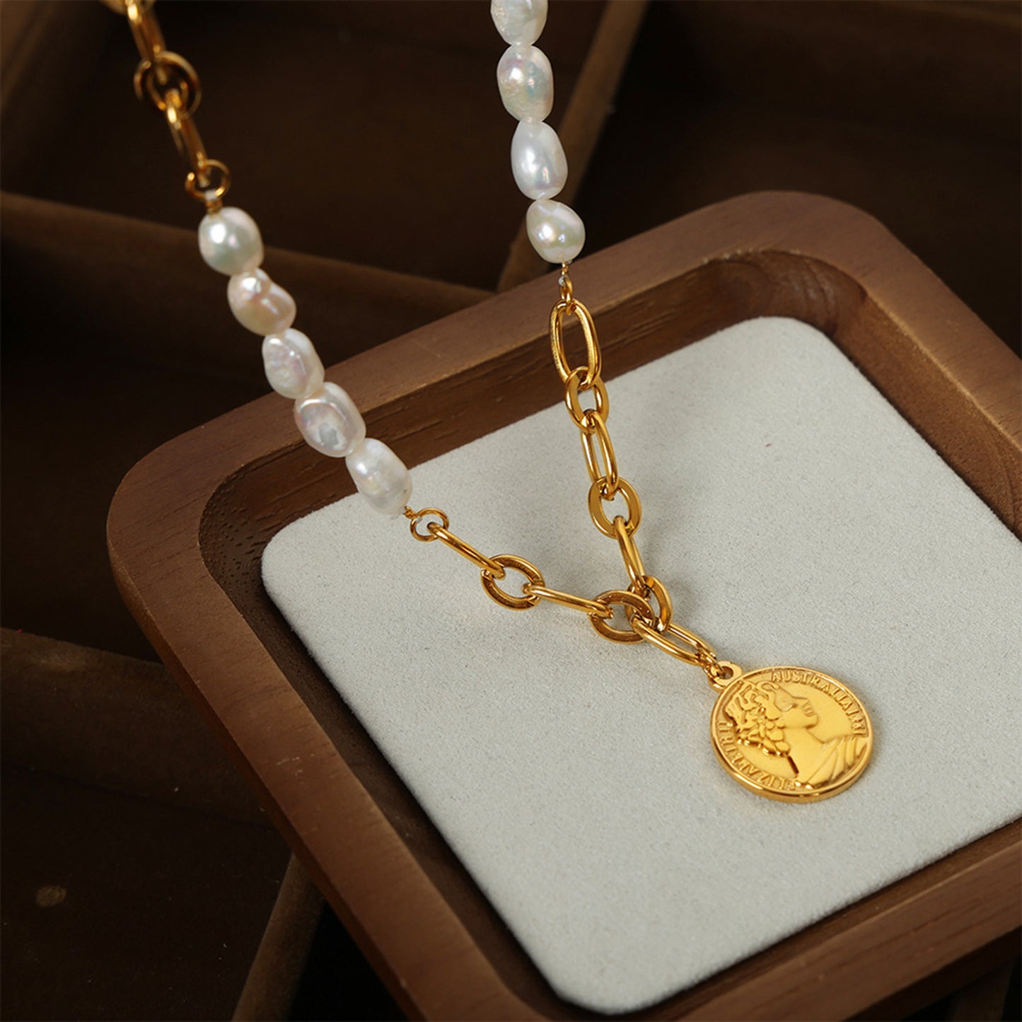 Gold Coin Pendant Pearl Necklace
