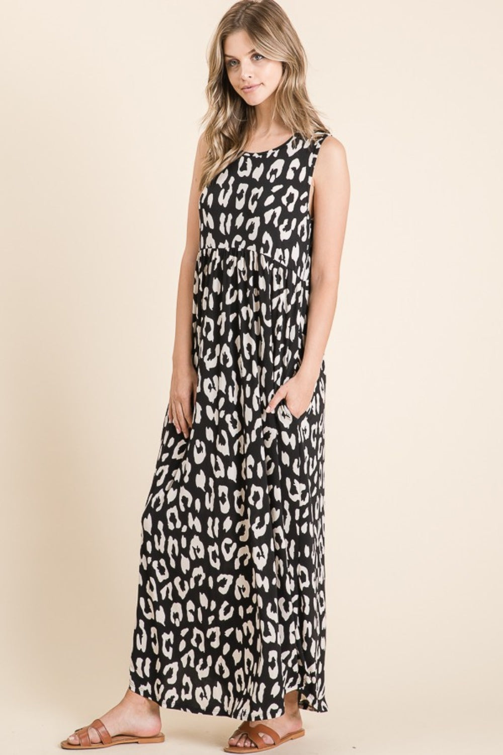 Black Leopard Maxi Dress with Pockets