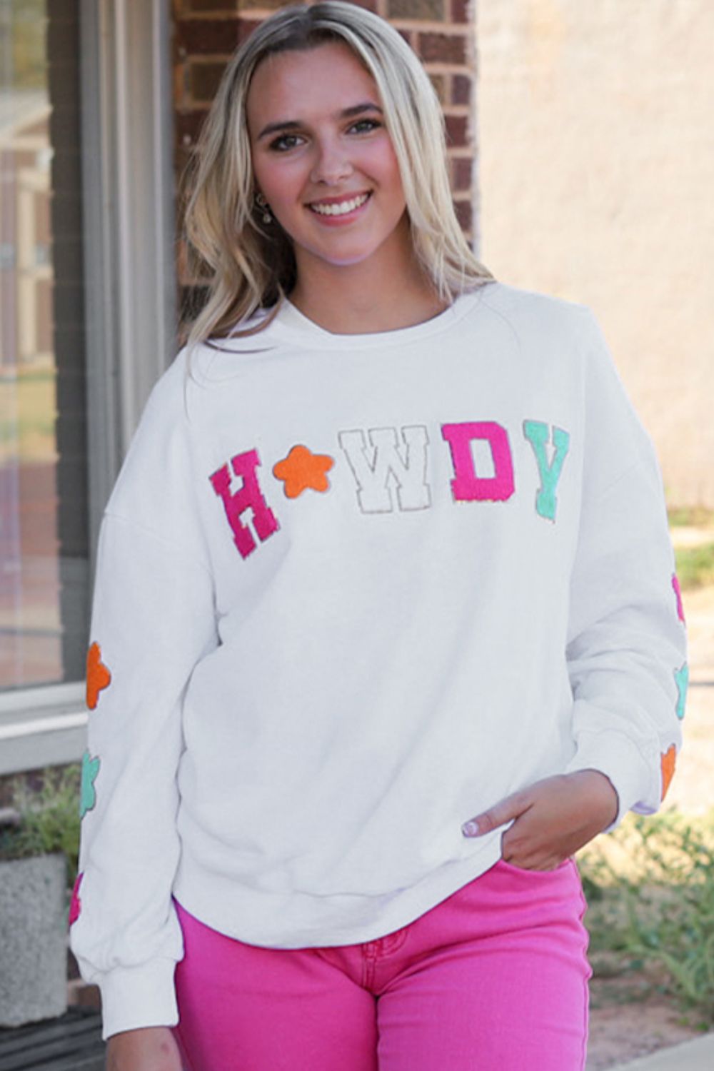HOWDY Patch Sweatshirt- White